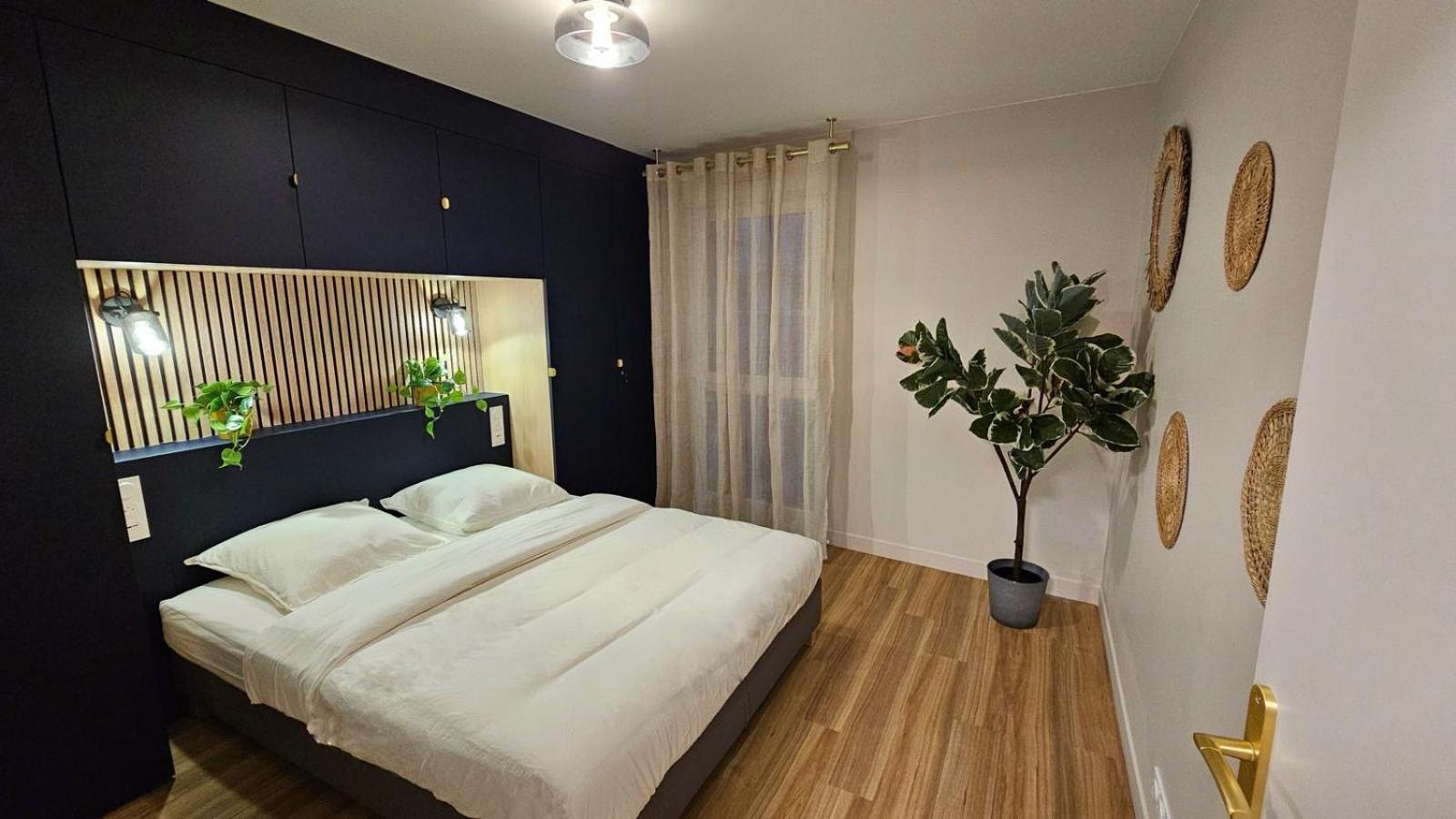 Ferienwohnung L'Ecrin Bleu Aubervilliers Exterior foto